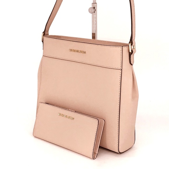 2PCS Michael Kors Jet Set NS Messenger Wallet Set - Picture 2 of 8